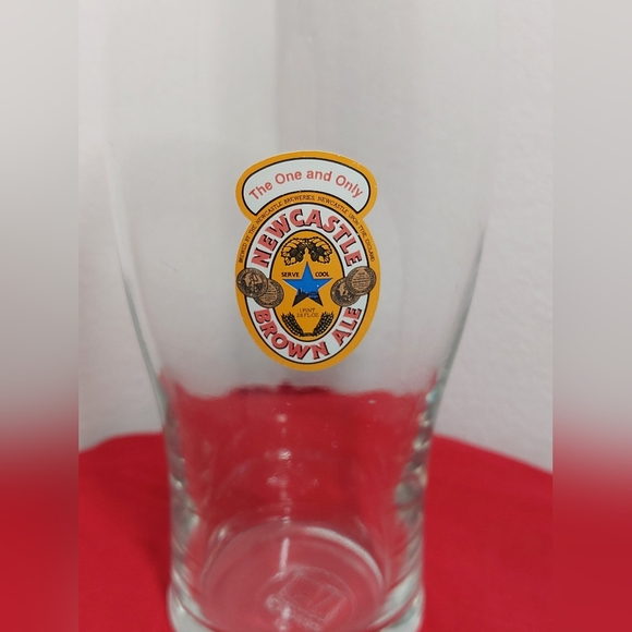 Newcastle Brown Ale Beer Glass - Picture 4 of 9